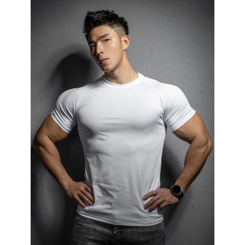 Abbigliamento Fitness Yoga ad  - T Shirt Tight Fit recensione e prezzo