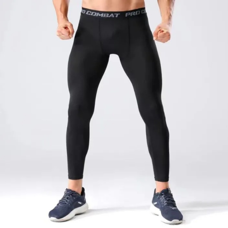 Nuovi Pantaloni Aderenti da Uo - Compression Long Pant recensione e prezzo